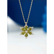 Çekirdek Jewelry 925 Ayar Gümüş Zeytinyağı Taşlı Kamelya Çiçeği Kolye