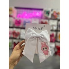 Asyakuş Pembe Renk Labubu Desenli Beyaz Fiyonk Otomatik Saç Tokası