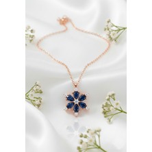Çekirdek Jewelry 925 Ayar Gümüş Safir Kamelya Çiçeği Kolye