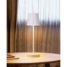 Aura Beyaz Metal Şarjlı Masa Lambası