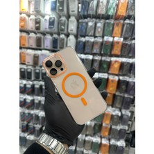 Bilişim Akademi iPhone 16 Pro Sert Kılıf Sararmaz Magsafe Slim Pc Mika Yanları Renkli Plastik Ince - Turuncu