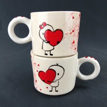 Özel Birşey 2'li Kalp Tutan Figürlü El Yapımı Seramik Fincan – 150 ml