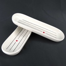 Özel Birşey 2’li Çizgili Kalp Detaylı Uzun Sunum Tabağı – El Yapımı Seramik