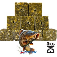 Özbience 3kg Sazan Için Delikli Küp Mısır Küspesi, Protein ve Enerji Takviyesi