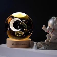 Keyfim Shop Kişiye Büyük Boy Işıklı Ahşap Kaideli Ay ve Yıldız Temalı Cam Küre 8cm