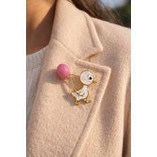 Göksunun İzi Göksunun Izi Balonlu Ördek Figürlü Altın Kaplama Inci Görünümlü Kadın Yaka Broşu