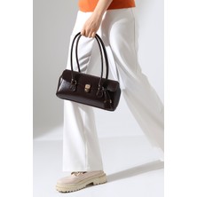 BALANZ Kahverengi Kadın Çanta Kilit Kapamalı Baget Deri El ve Omuz Çantası