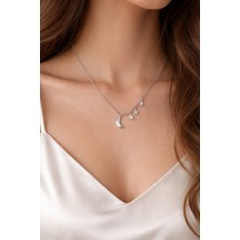 Kisa Gümüş Kadın Kolyesi