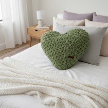 Ayona El Örgüsü Fıstık Yeşili Puffy Kalp Yastık - Ultra Yumuşak Hediyelik Dekoratif Yastık 44X40 cm