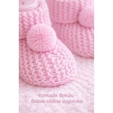 Ponpon Detaylı Triko Bebek Patik – %100 Pamuk – Yumuşak ve Sıcak Bebek Patik - 2 Li - Pembe-Ekru