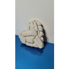 3D Baskı Minimal Kalp Formlu Dekoratif Masa Objesi – Modern Ev & Ofis Dekoru (8 Cm)