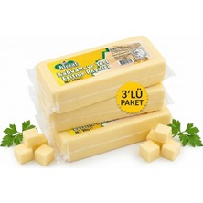 Birtat 3'lü Ekonomik Paket Tost Peyniri 3 x 700 GR Doğal İçerik ve Uzayan Eriyen Kıvam