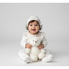 Bebeva Baby Kız Bebek %100 Pamuklu Nostaljik Dantel Yaka Detaylı Çiçek Desenli Şapkalı Premium Tulum