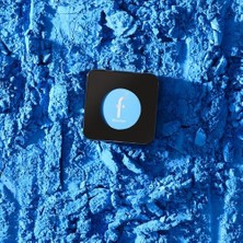 Mono Yüksek Pigmentli & Doğal Işıltılı Kompakt Göz Farı 022 Shıne