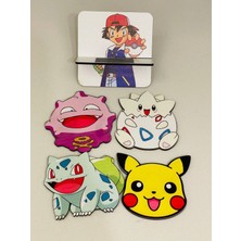 Pokemon Temalı 4'lü Bardak Altlığı Seti ve Stand ile Şıklık Sağlar