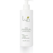 Lyn Skincare Lyn Dengeleyici Yüz Yıkama Jeli 200 ml Normal Ciltler İçin Ferahlatıcı Temizleyici