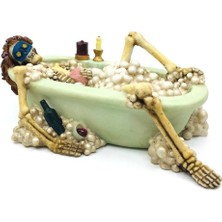 Eğlenceli Kadın Figürlü Küvet Biblo, Esprili Hediye, Dekoratif Figür