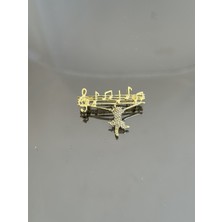 Lüx Wood Wood ve Erşah – Altın Renkli Figürlü Broş Koleksiyonu (Taç, Burç ve Daha Fazlası) Model 23