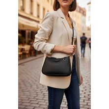 Moda Fiesta Kadın Siyah Çift Askılı Mini Omuz Çantası – Zincir ve Ayarlanabilir Askılı Şık Çanta