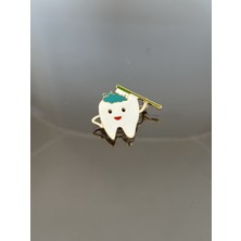 Lüx Wood Wood ve Erşah – Altın Renkli Figürlü Broş Koleksiyonu (Taç, Burç ve Daha Fazlası) Model 34