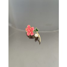 Lüx Wood Wood ve Erşah – Altın Renkli Figürlü Broş Koleksiyonu (Taç, Burç ve Daha Fazlası) Model 9