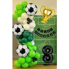 Yeşil Siyah Beyaz Futbol Konseptli 8 Yaş Doğum Günü Parti Kutlama Seti