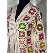 El Yapımı Renkli Çiçek Motifli Uzun Mevsimlik Hırka