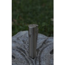 Gümüş Renkli Jet Pürmüzlü Çakmak 1300°C Usta Kullanımı Için