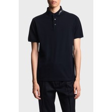 Emporio Armani Pamuklu Regular Fit Logolu Yaka Detaylı Düğmeli Polo Erkek Polo EM002999 AF12955 UB118