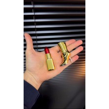 Şık Topuklu Çizme ve Ruj Çakmak Uyumlu Kombinasyon Seti