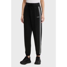 Guess Berthe Modal Karışımlı Regular Fit Lastikli Paça Jogger Pantolon V6RB01KCAY2 Bayan Pantolon V6RB01 Kcay2 Jblk