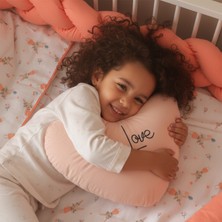 Kalp Dekoratif Yastık– Love Baskılı, Rabbit Serisi, Bebek ve Çocuk Odası Için