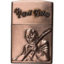 Neşet Ertaş Temalı Kabartmalı Antik Bakır Gazlı Metal Çakmak