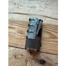 Metal Gun Rengi Üç Pürmüzlü Puro Çakmağı, Şık ve Dayanıklı Tasarım