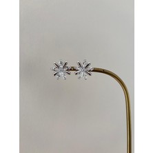 Marsel Özel Seri Kristal Taşlı Çiçek Model Xp Silver Küpe