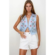 Bacc Beyaz 5 Cepli Püskül Detaylı Denim Şort BCHNW-251191