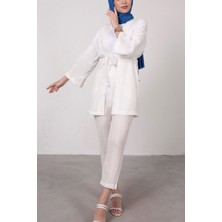Tesettür Diyarı Gölge Kumaş Kuşaklı Kimono Tesettür Takım- Beyaz