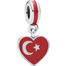 Kumi 925 Ayar Gümüş Kalpli Türkiye Bayrağı Figürlü Sallantılı Charm