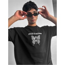 Elku Moda Kask Kelebek Baskılı Oversize Tişört Arkası Büyük Motivasyon Desenli %100 Pamuklu Streetwear T-Shirt