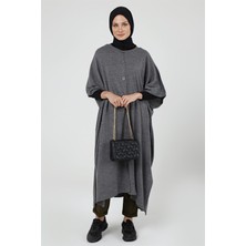 İlmek Kadın Düğmeli Uzun Salaş Kışlık Triko Panço 4253