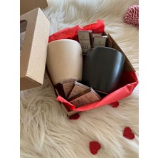 UltraMint Sevgililer Günü Hediye Kutusu, Siyah & Beyaz Kupa ve Çikolata Seti