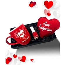 UltraMint Sevgililer Günü Kişiye Özel Kupa, Pastel Oje ve Yastık Hediye Seti