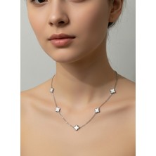 Atalya Accessory Mini Yonca Modeli Gümüş Renk Beyaz Taşlı Kadın Paslanmaz Çelik Kolye - Kararma Yapmaz Çift Taraflı