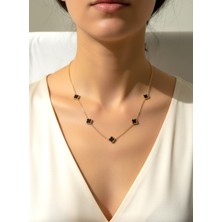 Atalya Accessory Mini Yonca Modeli Gold Renk Siyah Taşlı Kadın Paslanmaz Çelik Kolye - Kararma Yapmaz Çift Taraflı