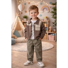 Erkek Çocuk Şık Günlük Takım – Cepli Ceket & Pamuklu Tişört & Rahat Pantolon 2-5 Yaş