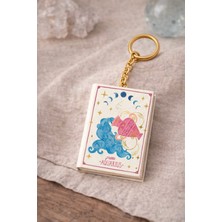 Küçük Boyutlu Burç Tasarımlı Mini Defter Anahtarlık – Aquarius (Kova)