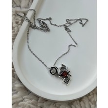 Havada Asılı Yarasa Kırmızı Taşlı Gothic 316L Paslanmaz Çelik Kolye