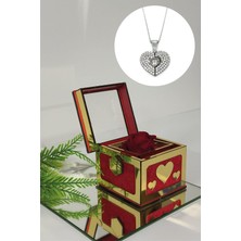 Fırtına Armağan Sihirli Güllü Kutuda 14 Ayar Altın Kaplama 316L Çelik Açılan Kalp Kolye