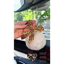 Leopar Kurdeleli Ponpon Dikiz Aynası Süsü, Şık ve Eğlenceli Dekorasyon