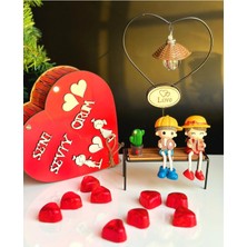 UltraMint Sevgililer Günü Love Yazılı Sallanan Ahşap Kulp Kalp Kutu Çikolata Seti